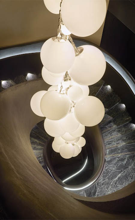 عيشوا أجواء "لا دولتشي فيتا" داخل هذا المطعم الإيطالي الفاخر في لندن!